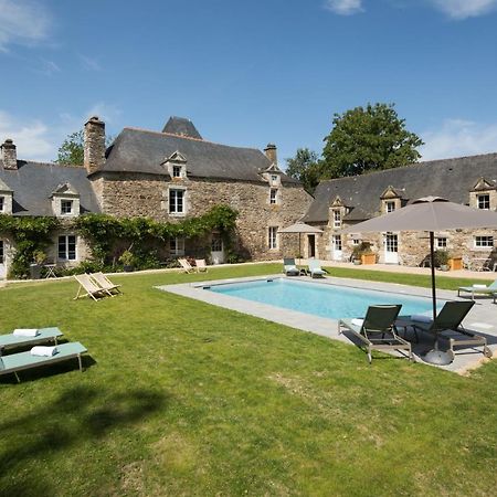 Manoir Du Vau D Arz Gites Et Chambres D Hotes Avec Piscine Malansac 외부 사진