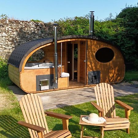 Manoir Du Vau D Arz Gites Et Chambres D Hotes Avec Piscine Malansac 외부 사진
