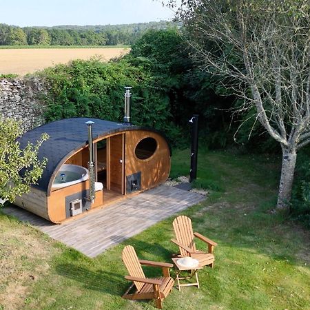 Manoir Du Vau D Arz Gites Et Chambres D Hotes Avec Piscine Malansac 외부 사진