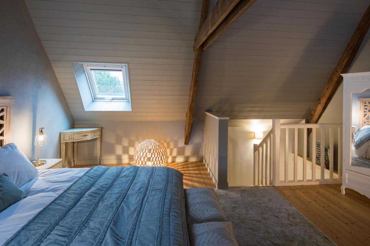 Manoir Du Vau D Arz Gites Et Chambres D Hotes Avec Piscine Malansac 외부 사진