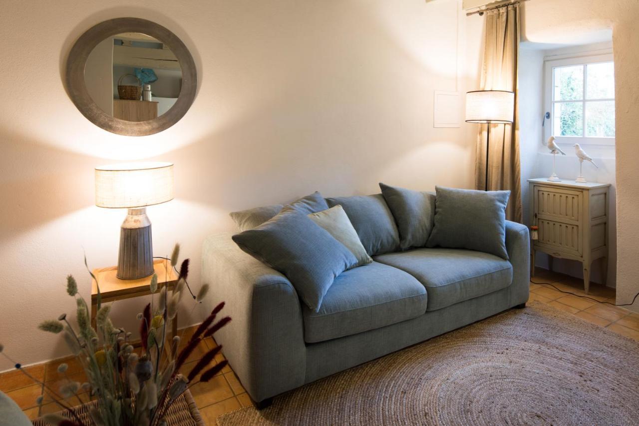 Manoir Du Vau D Arz Gites Et Chambres D Hotes Avec Piscine Malansac 외부 사진