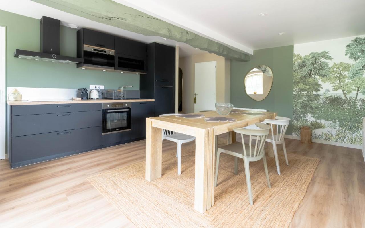 Manoir Du Vau D Arz Gites Et Chambres D Hotes Avec Piscine Malansac 외부 사진