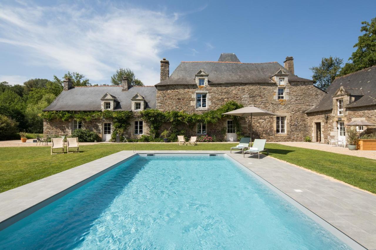Manoir Du Vau D Arz Gites Et Chambres D Hotes Avec Piscine Malansac 외부 사진